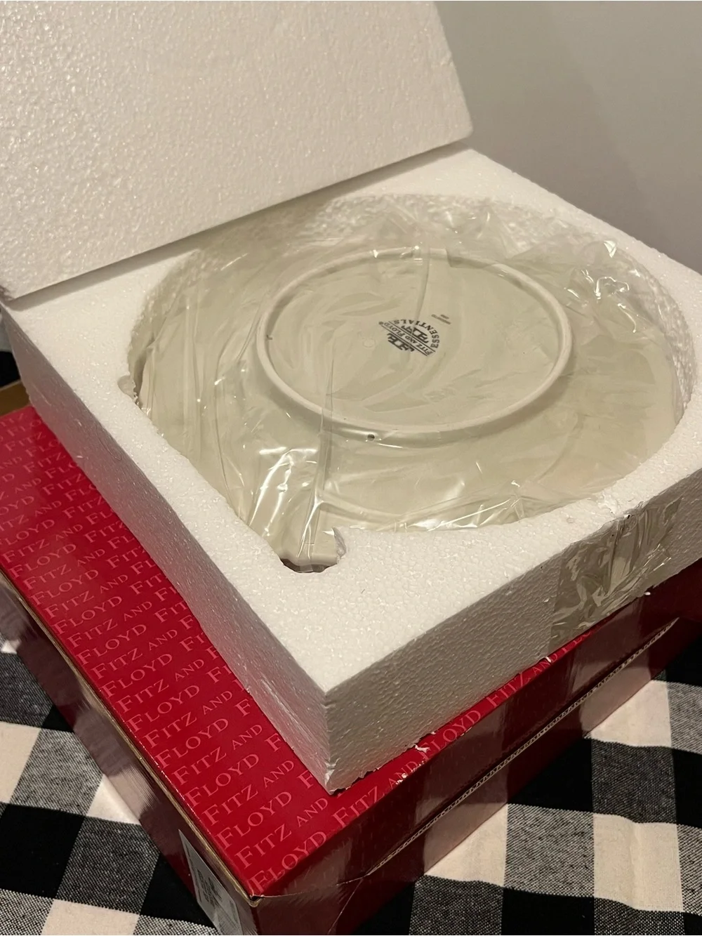 NWT NOEL COLLECTION CANAPÉ PLATE.